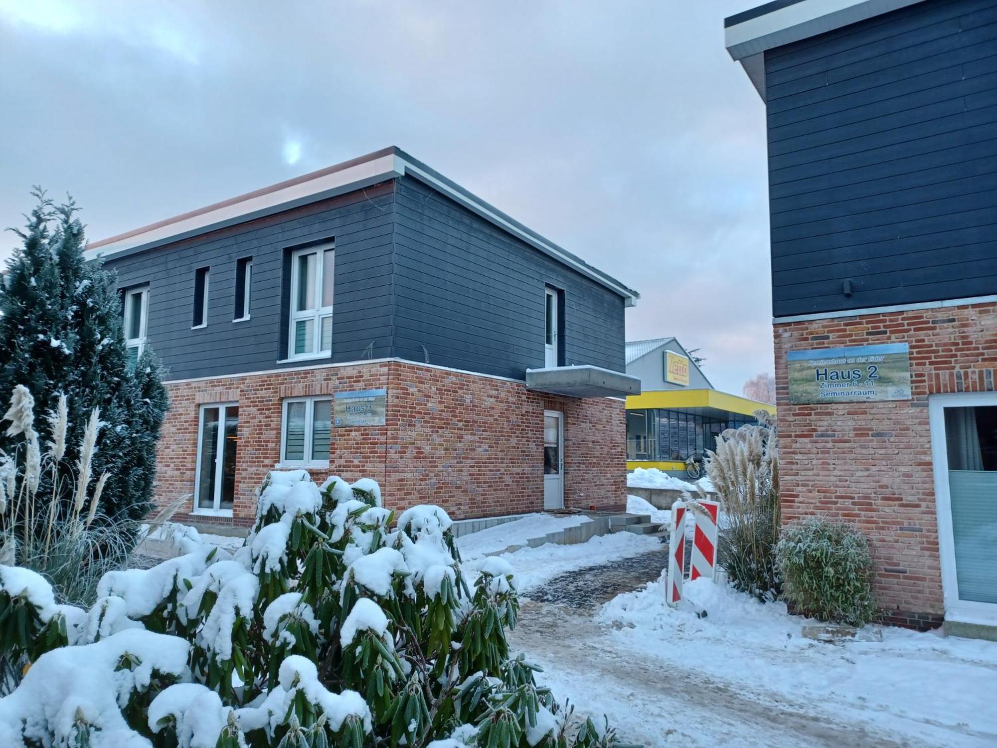 Sportpension "Seminarhaus An Der Eider" Tönning Esterno foto